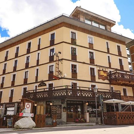 Art Hotel Grivola Брей-Червінія Екстер'єр фото